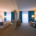 Quality Hotel 4*